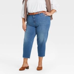 Cropped Strait Leg Jeans